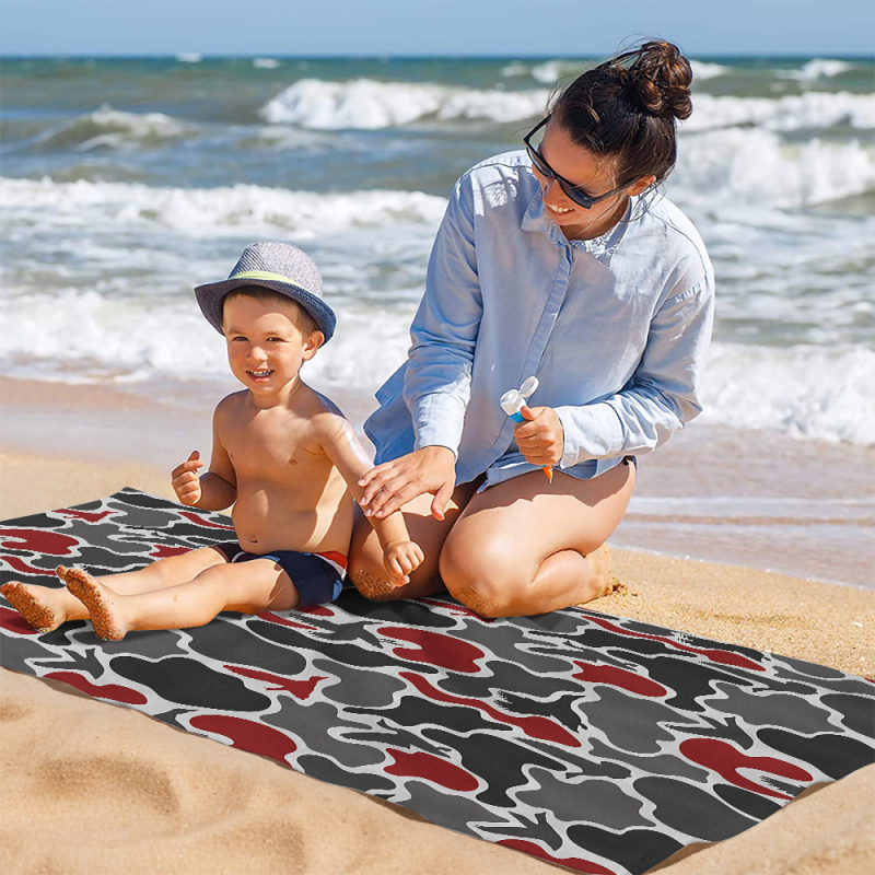 Ręcznik plażowy w kamuflażu z  – Outdoor Hunting Blanket recenzja i cena